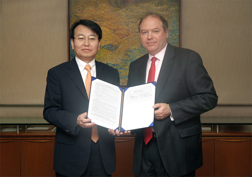 0905027SandPagreement.jpg